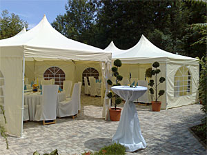 Pagodenzelt 6,8 x 5 Meter